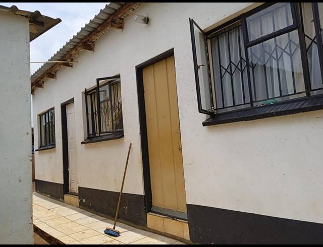 2 BEDROOM HOUSE FOR SALE IN EDEN PARK